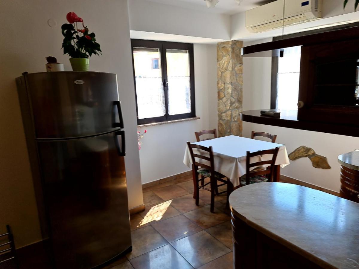 Izola City Center Apartment ภายนอก รูปภาพ